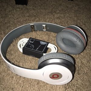 Beats Solo HD